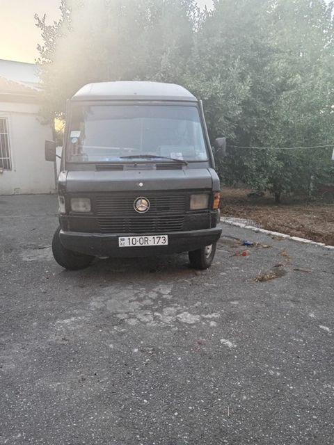 Mercedes 208 D, 2.3 L, 1993 il, 250 000 km — Tərtər