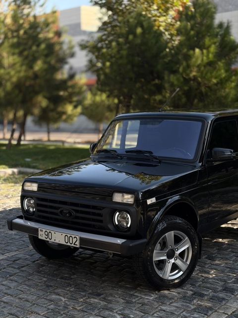 Lada (VAZ) Niva, 1.7 L, 2025 il, 15 800 km — Bakı