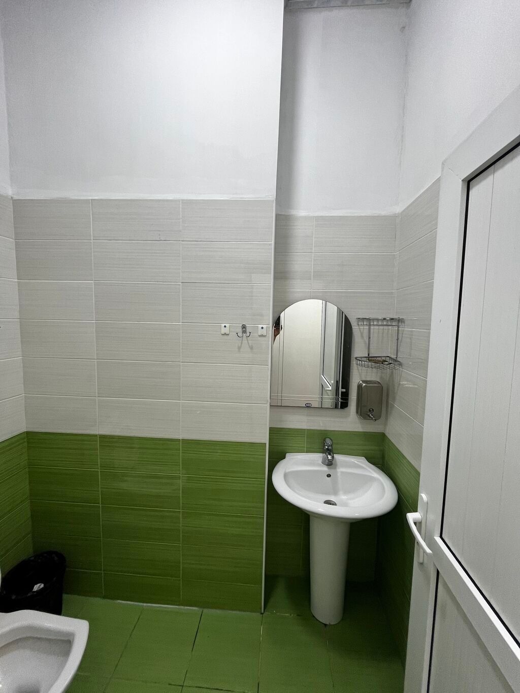 Qiymət sadəcə bir yataq üçündür, şəxsi otaq verilmir. Otaqlar 14 — Daşınmaz əmlak, Bakı (10)