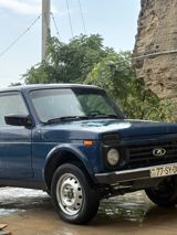 Lada Niva 4x4, mavi rəng, 3 qapılı SUV. Texniki xüsusiyyətlər və — Cars
