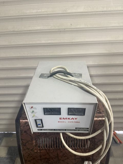 Emkay MODEL–AVR2000 gərginlik stabilləşdiricisi - Tip: AC Automatic — Novxanı