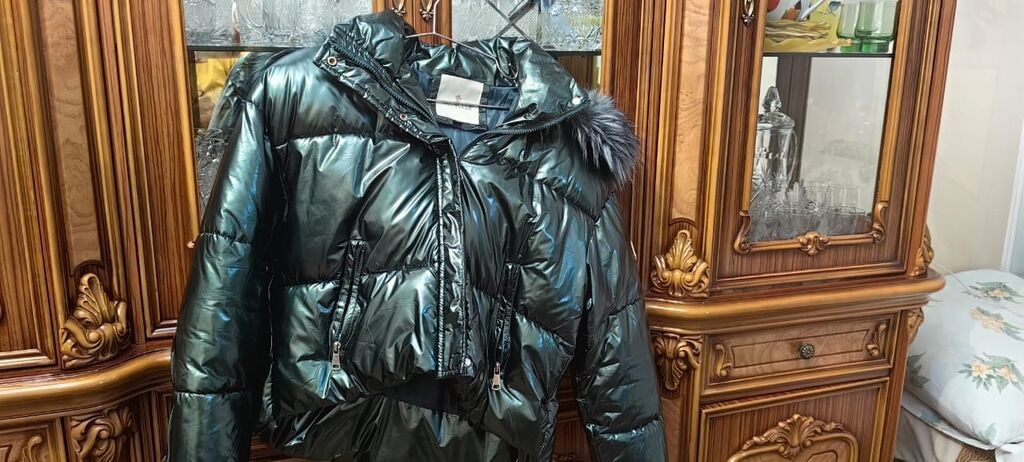 Moncler qadın qış kurtkası - Model: qısa, puffy (şişmə) qış kurtkası — Kurtkalar, Bakı (3)