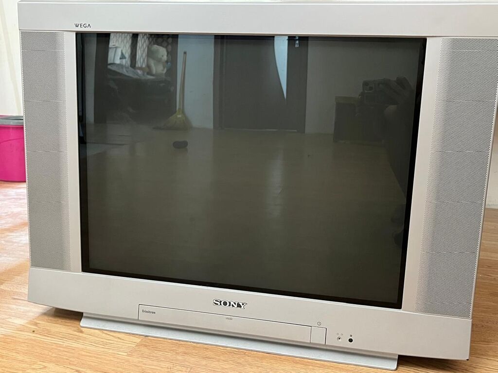 Sony Wega Trinitron CRT televizor - Brend/model: Sony Wega Trinitron — Televizorlar, Saray