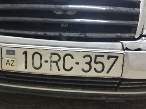 Avtomobil nömrə nişanı: 10-RC-357 - Ölkə/region: AZ (Azərbaycan) — Digah