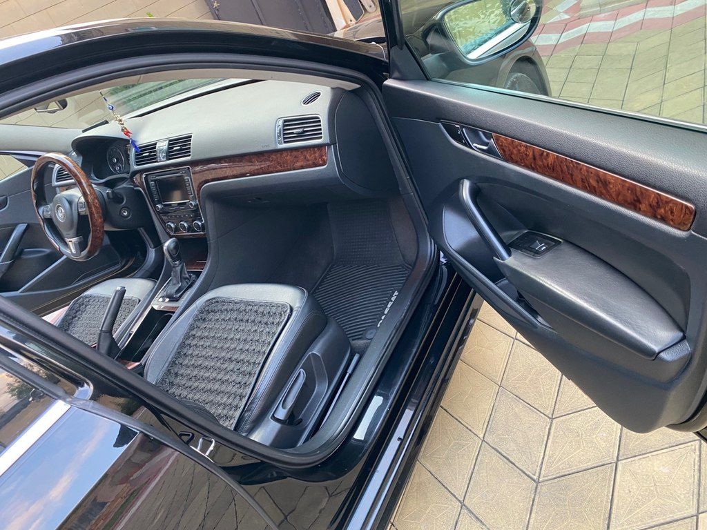 Volkswagen Passat, 2.5 L, 2012 il, 261 000 km — Avtomobillər, Zaqatala (10)