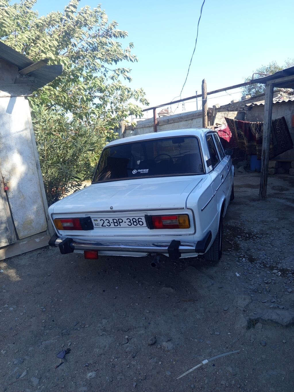 VAZ 2106, ağ rəng, sedan kuzov. Xüsusiyyətlər: - Arxaötürücülü — Avto, Bakı (9)