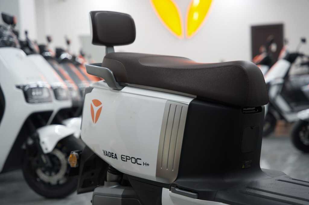Yadea Epoc H+, 2.74 kWh, 2026 il, yeni — Mopedlər və skuterlər, Bakı (6)