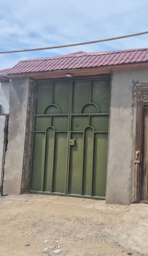 Metal darvaza – 300 azn 2 qanadlı eni 2.35m hündürlük 3m — Mehdiabad