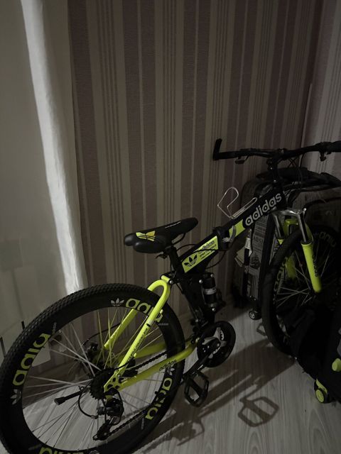 Yeni Şəhər velosipedi Adidas, 26", sürətlərin sayı: 21, Pulsuz çatdırılma — Masazır
