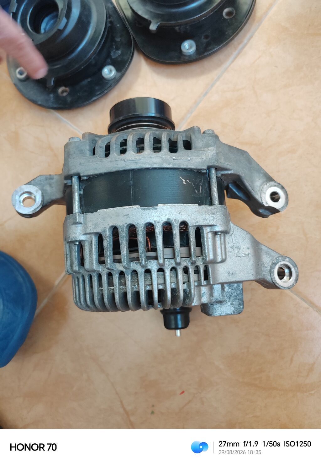 Ford orijinal generator (alternator) - Brend: Ford (etiket üzərində) — Ehtiyat hissələri, Bakı (2)