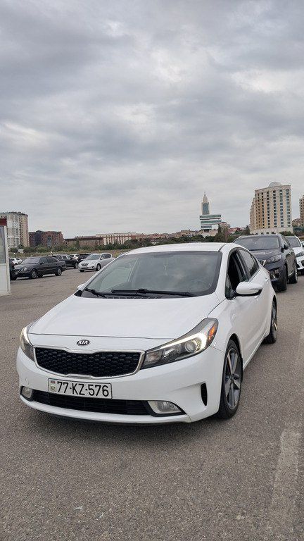 Kia Forte, 2.0 L, 2016 il, 300 000 km — Bakı