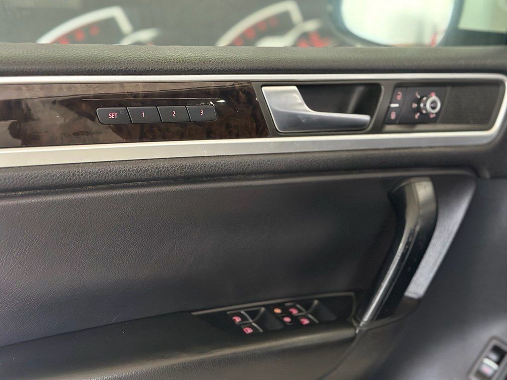 Volkswagen Touareg, 3.6 L, 2011 il, 215 000 km — Avtomobillər, Bakı (7)