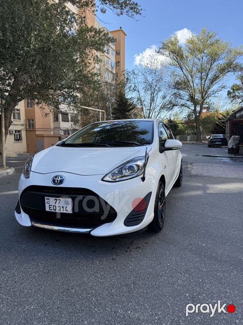Toyota Aqua, 1.5 L, 0.87 kWh, 2019 il, 140 000 km