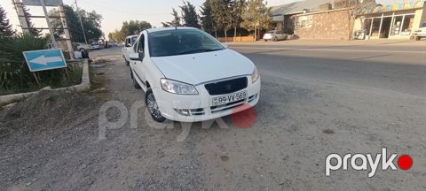 Iran Khodro Runna, 1.6 L, 2014 il, 423 687 km