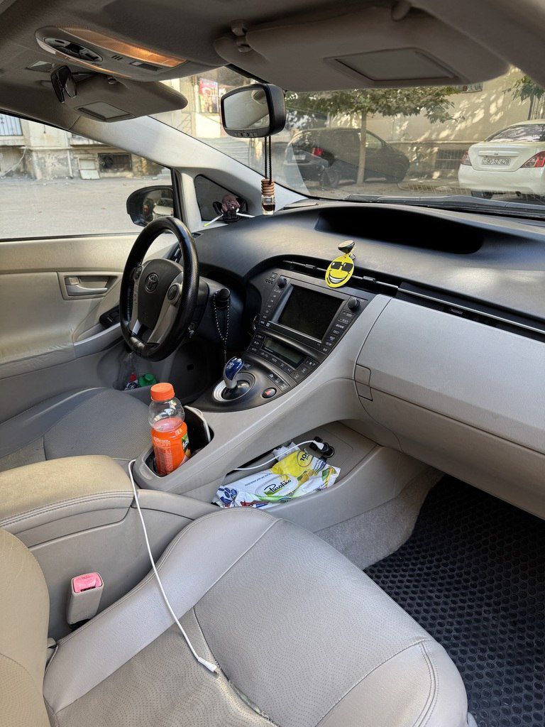 Toyota Prius, 1.8 L, 1.3 kWh, 2010 il, 236 917 km — Avtomobillər, Bakı (4)