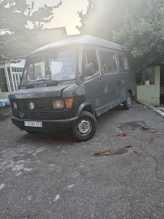Mercedes 208 D, 2.3 L, 1993 il, 250 000 km — Avtomobillər, Tərtər (5)