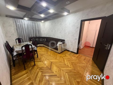 2-otaqlı mənzil kirayə verilir, Elmlər Akademiyası m., 55 m²