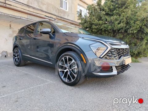 Kia Sportage, 1.6 L, 1.49 kWh, 2025 il, 15 000 km