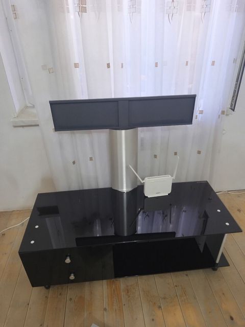 Televizor altlığı — Bakı