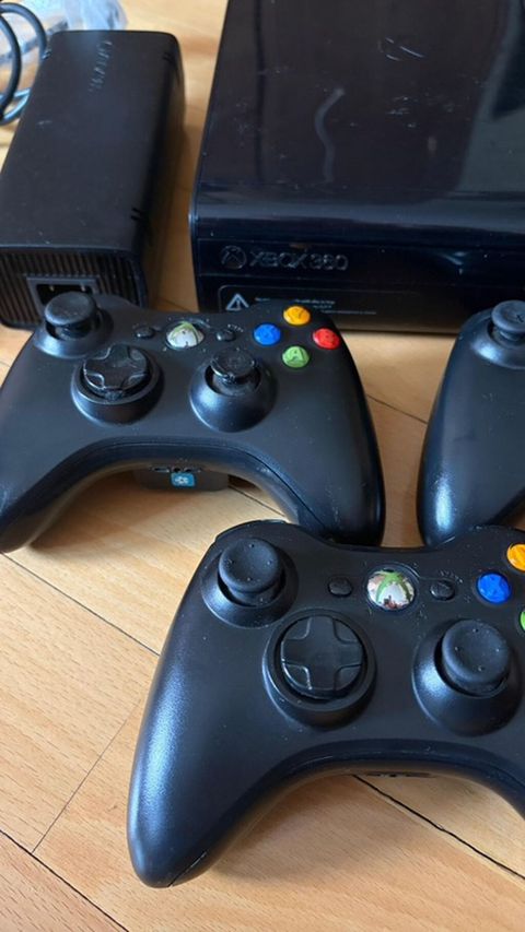 Xbox 360 fat 500gb ideal veziyyətdə proşivka modeldi içində 40+ məşhur — Masazır