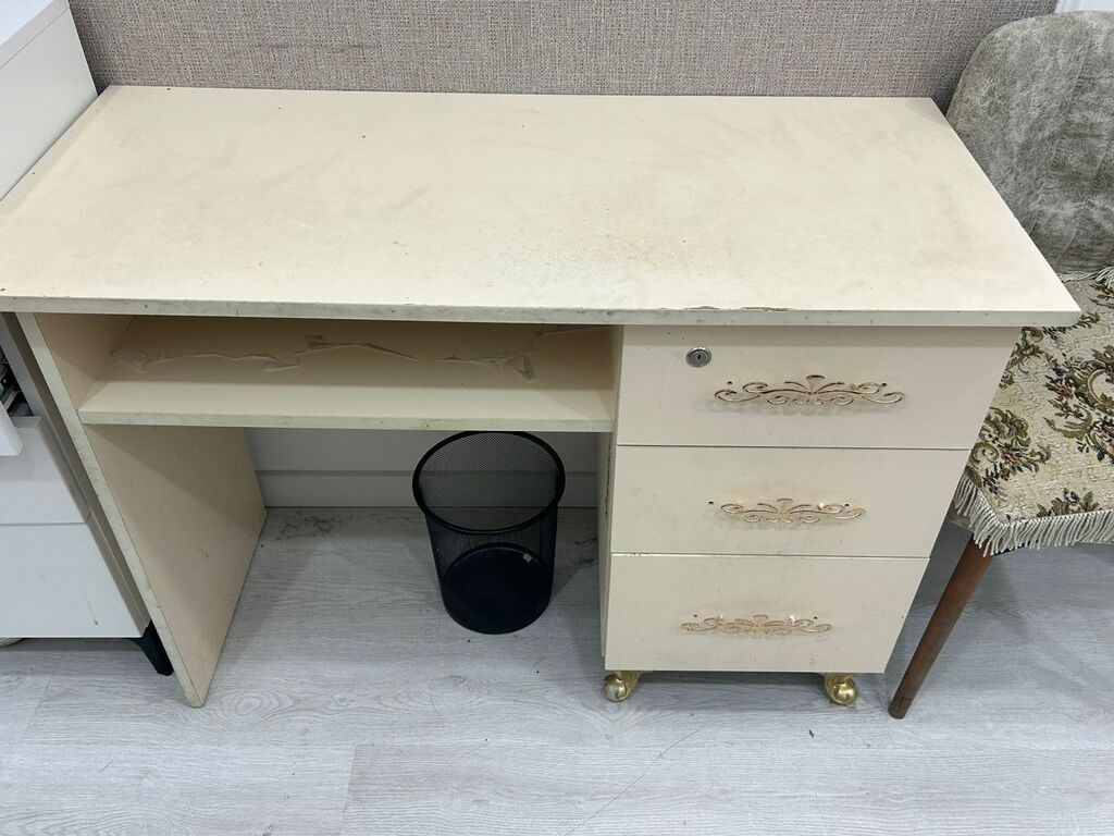 Manikur masası satılır ünvan Nəriman Nərimanov m st yaxnlığı qiymət — Mebel, Bakı (3)