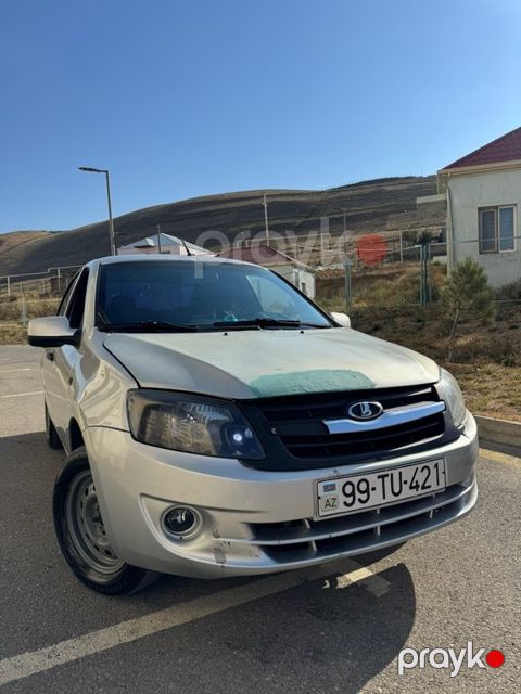 Lada (VAZ) Granta, 1.6 L, 2012 il, 260 000 km