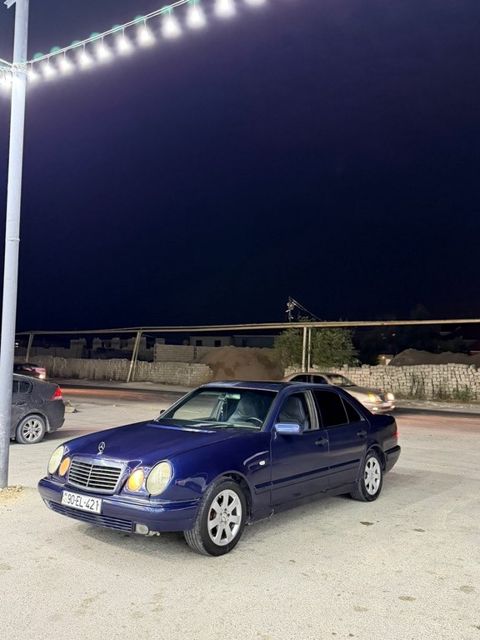 Mercedes E 230, 2.3 L, 1997 il, 360 000 km — Bakı