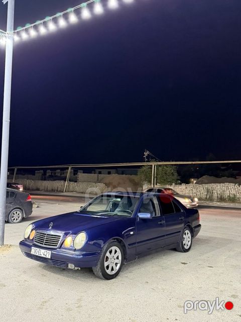 Mercedes E 230, 2.3 L, 1997 il, 360 000 km — Bakı