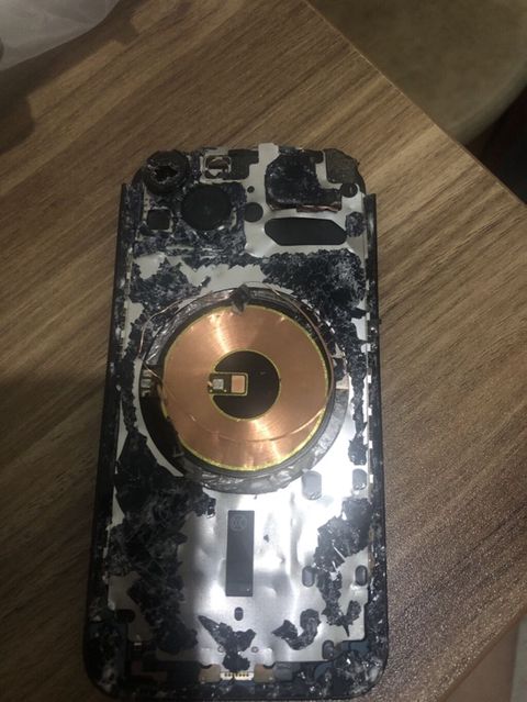 İphone hissələri zapças kimi satilir — Xırdalan