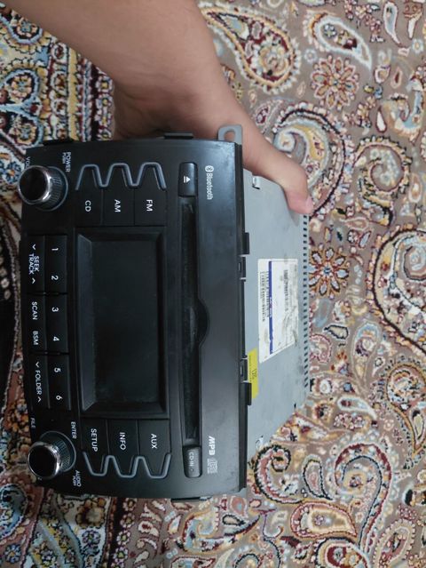 Avtomobil maqnitofonu – Bluetooth, CD/MP3, AUX, Am/fm Xüsusiyyətlər — Sanqaçal