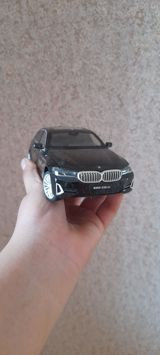 Bmw 530li (G30) 1:24 Ölçü Təzədir Lisenziyalı Model səsi İşıqları — TK260 — İdman, hobbi, istirahət