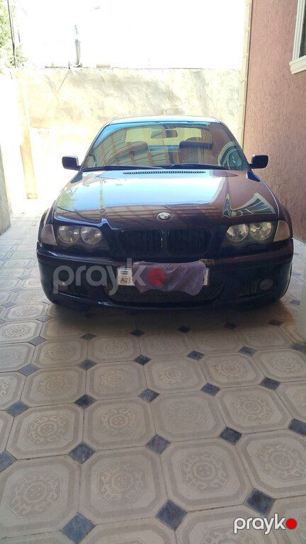 BMW 320, 2.2 L, 2001 il, 500 000 km
