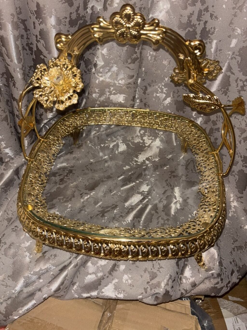 Tort və şiriniyyat qabı, rəng - Qızılı, Metal — Mallar, Bakı (2)