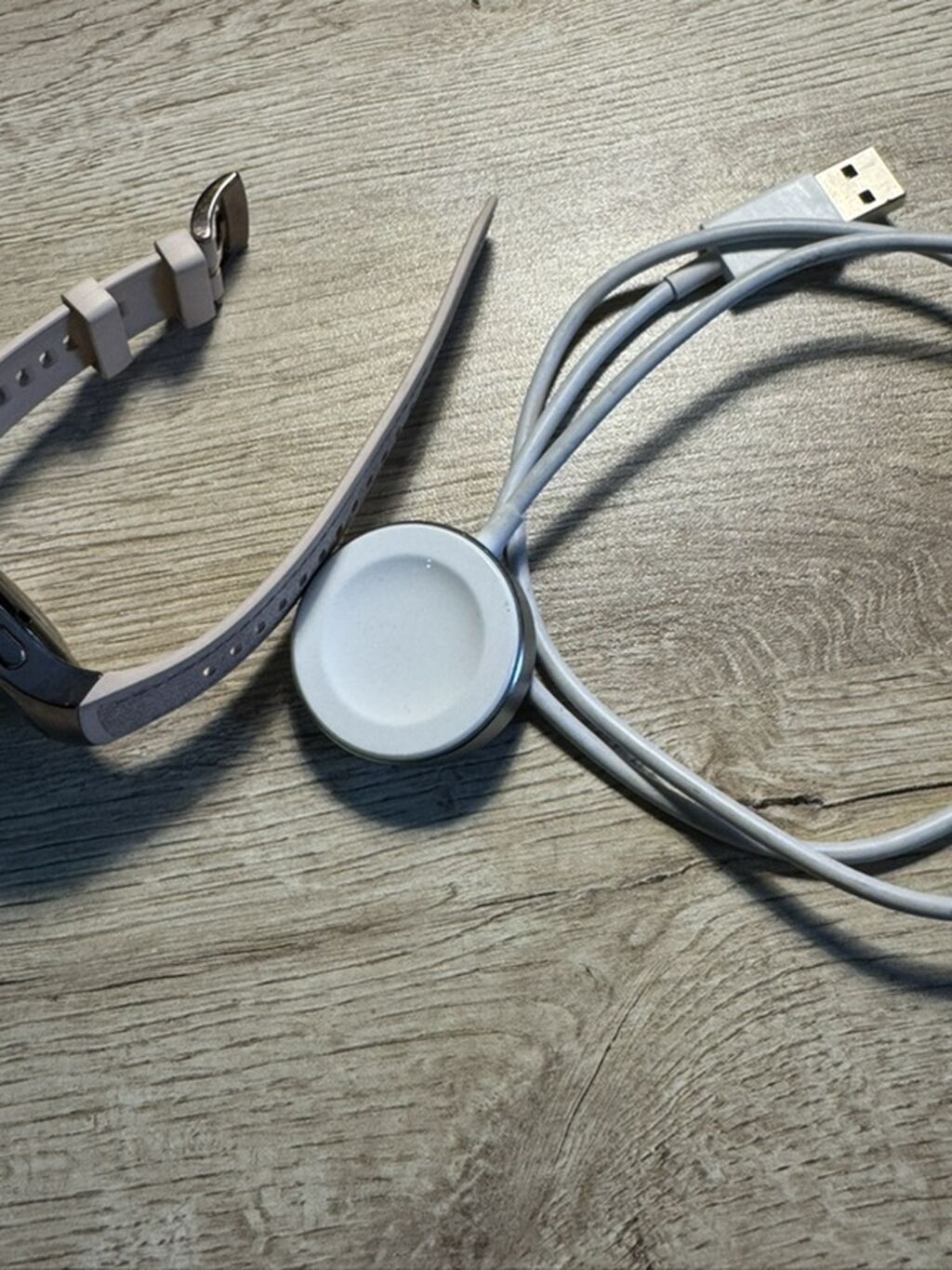 Huavey Watch 5/ 700 manata alınıb cox tecılı satılır, adapteri bele — Aksesuarlar, Bakı (4)