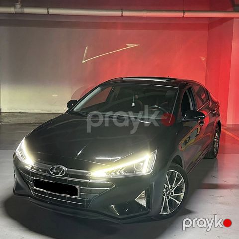 Hyundai Elantra: 2 l 2019 il Sedan