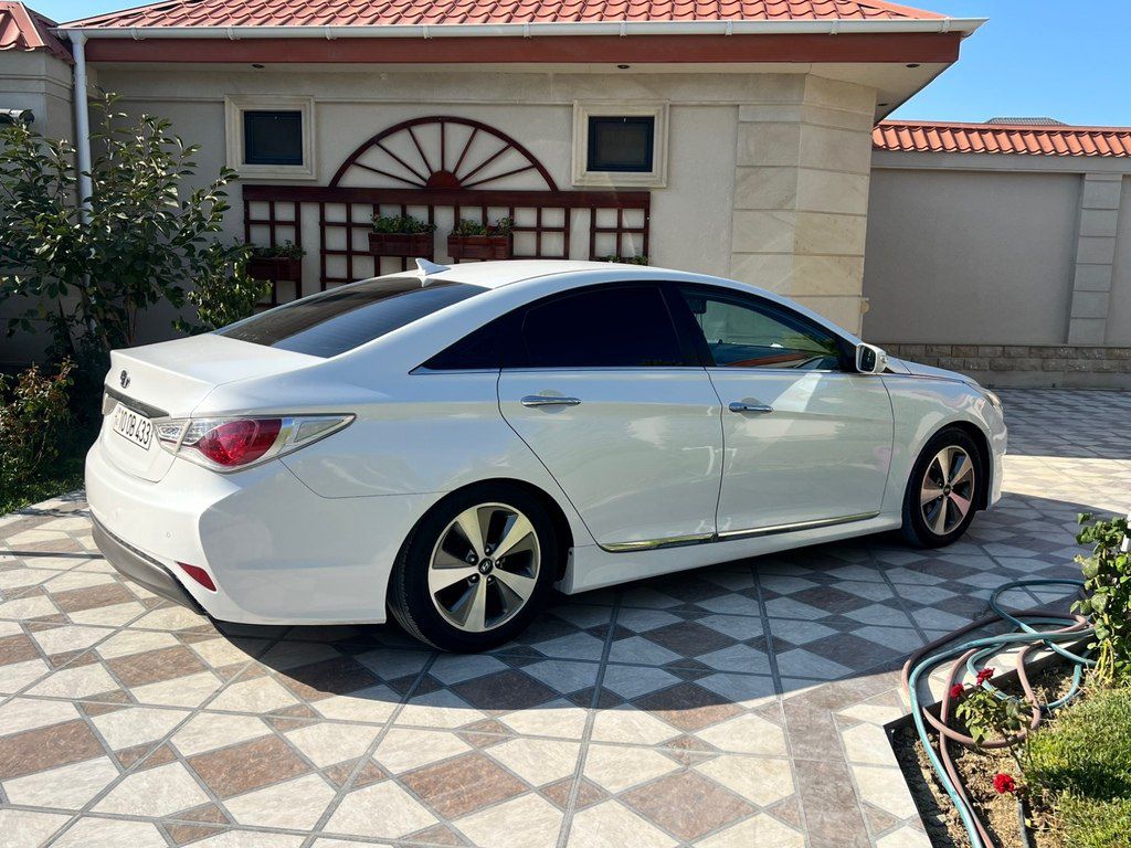 Hyundai Sonata, 2.0 L, 1.4 kWh, 2011 il, 129 000 km — Avtomobillər, Bakı (10)