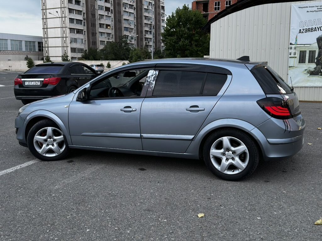 Opel Astra: 1.3 l 2008 il 374000 km Hetçbek — Avto, Gəncə (4)