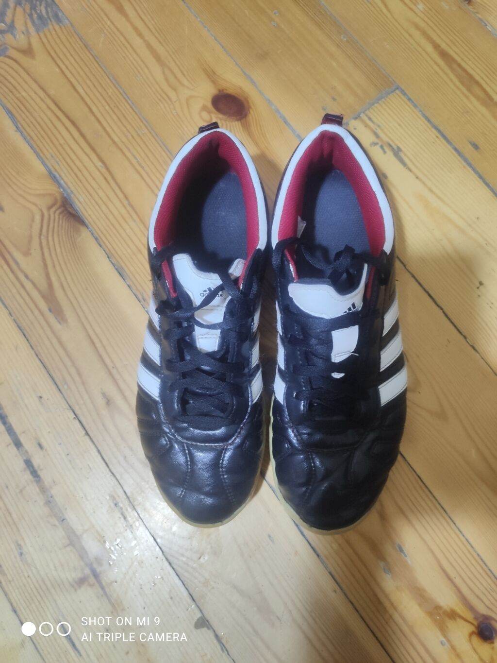 Məhsul: Adidas kişi futzal/mini-futbol ayaqqabısı - Rəng: Qara üst — Şəxsi əşyalar, Xırdalan (2)