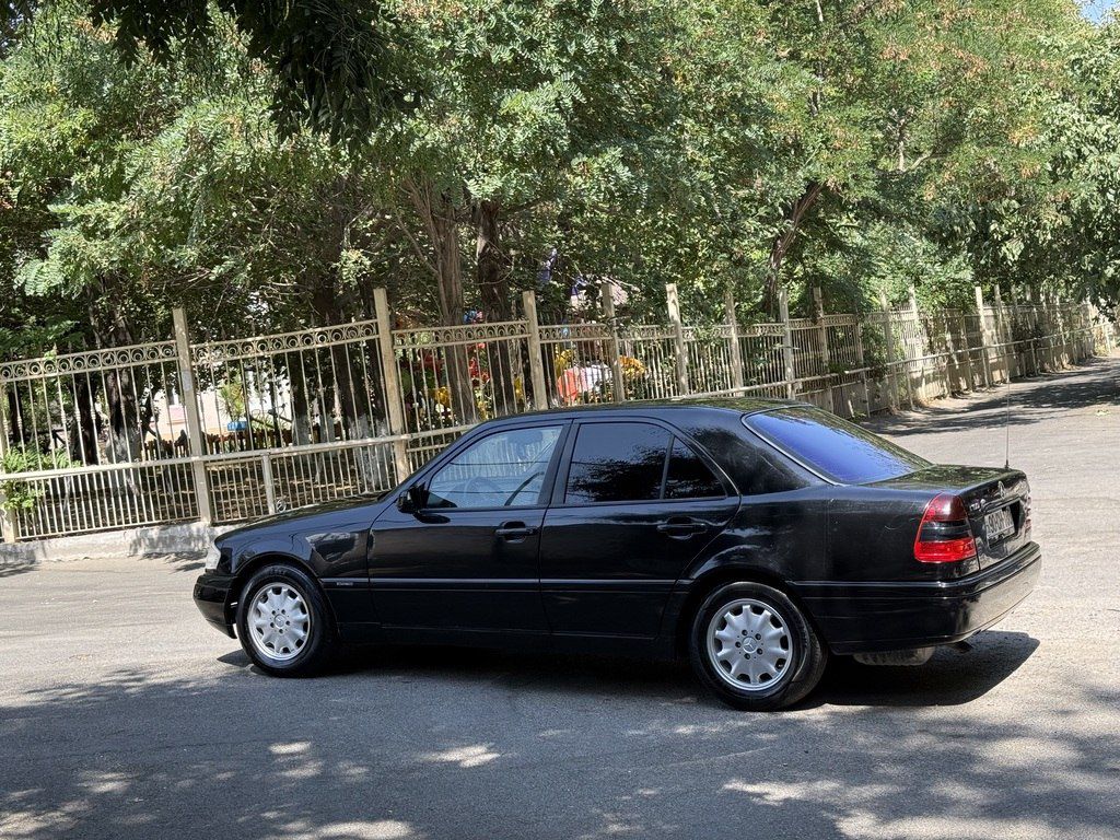 Mercedes C 180, 1.8 L, 1995 il, 240 545 km — Avtomobillər, Bakı (10)