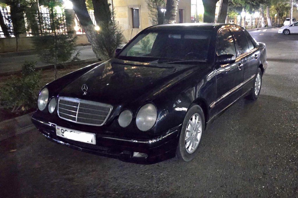Mercedes E 220, 2.2 L, 2000 il, 287 452 km — Avtomobillər, Bakı (3)