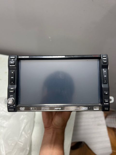 Hyundai monitoru — Bakı
