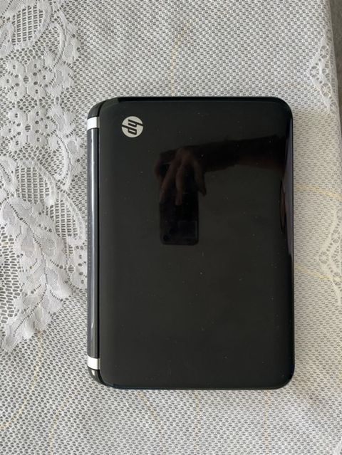 HP mini noutbuk/netbuk - Ekran: təxminən 10.1" parlaq panel — Zaqatala