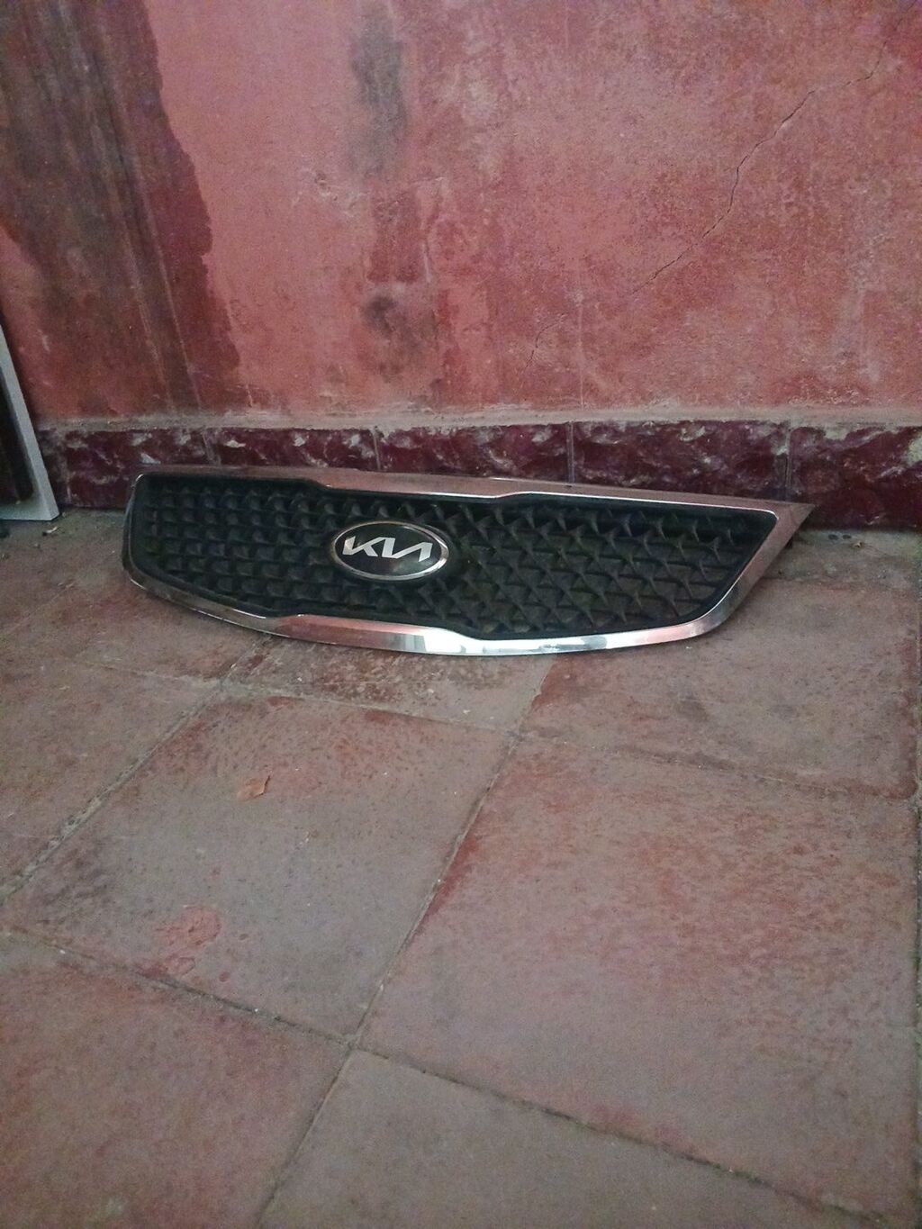 KIA ön radiator barmaqlığı (nöqtəli “piano” naxışlı, xrom haşiyəli) — Ehtiyat hissələri, Bakı