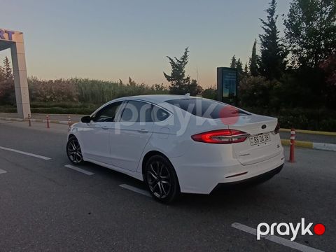 Ford Fusion: 1.5 l 2018 il 163000 km Sedan