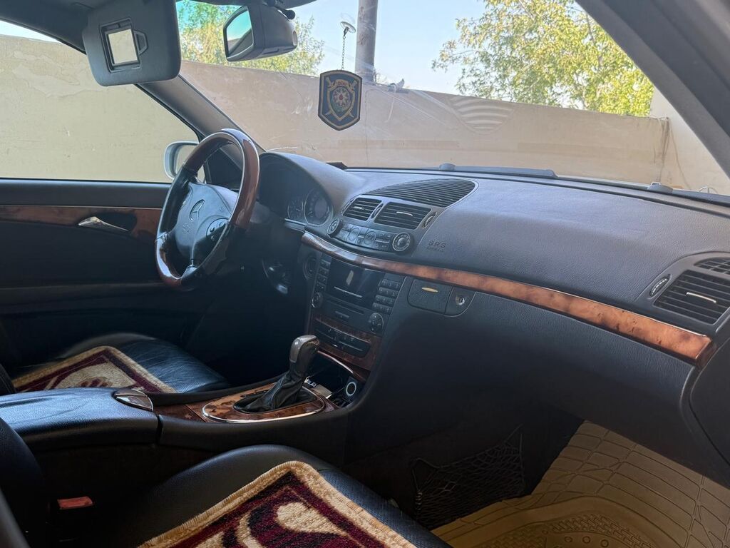 Mercedes-Benz E 200: 2 l 2004 il Sedan — Avto, Bakı (4)