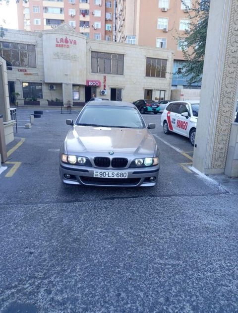 BMW 528, 2.8 L, 1996 il, 285 312 km — Bakı