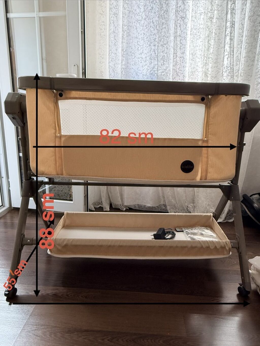 Oğlan və qız üçün, İşlənmiş, Dördbucaq, Beşik, Dəstsiz, Matras ilə, Yellənmə mexanizmi ilə — Mebel, Xırdalan (5)