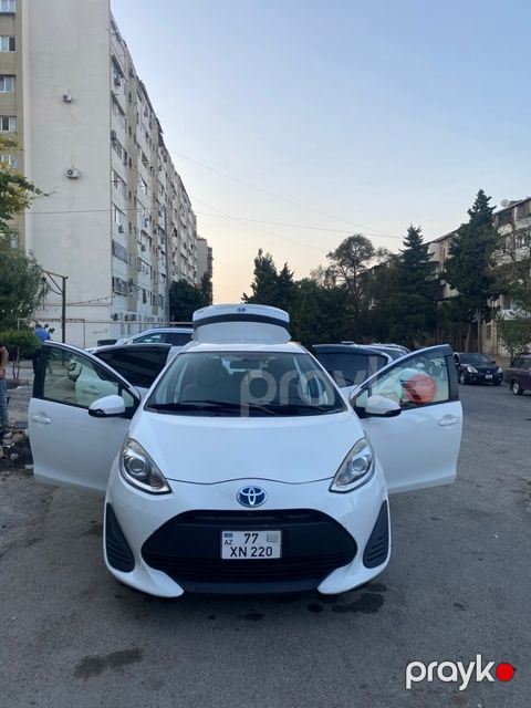 Toyota Aqua, 1.5 L, 0.9 kWh, 2017 il, 241 000 km