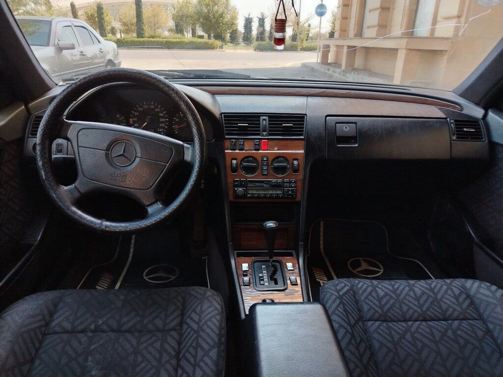 Mercedes C 220, 2.2 L, 1994 il, 320 000 km — Avtomobillər, Bakı (7)