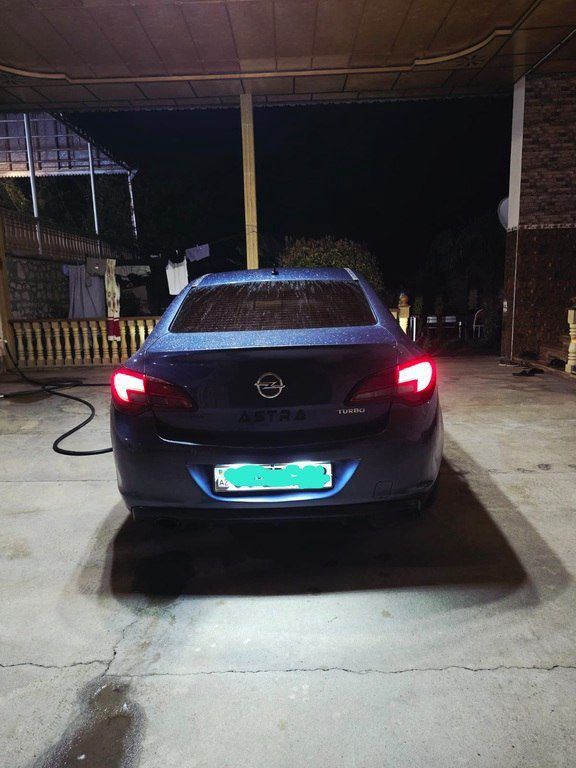 Opel Astra, 1.4 L, 2014 il, 161 000 km — Avtomobillər, Bakı (7)